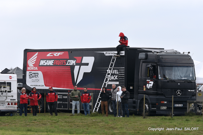 Camion aux couleurs d'Insane Parts