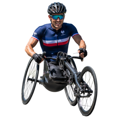 para cyclist riding a handbike in a race